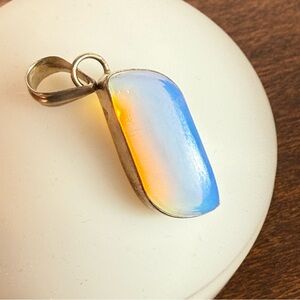 Iridescent Pendant .925